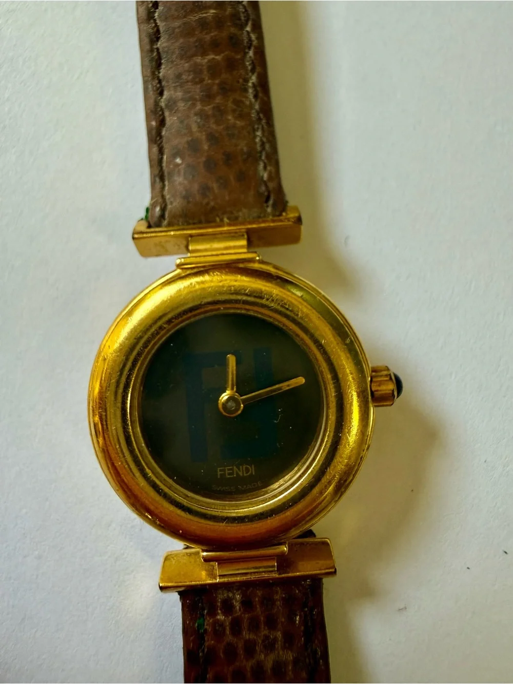 Fendi Vintage 320L Watch with Fendi Dial and Brown Leather Strap not working